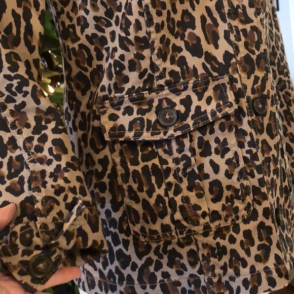 Ladies Camouflage Four Pocket Button Up Jacket ~With Optional Cuffed Sleeve - Picture 5 of 12